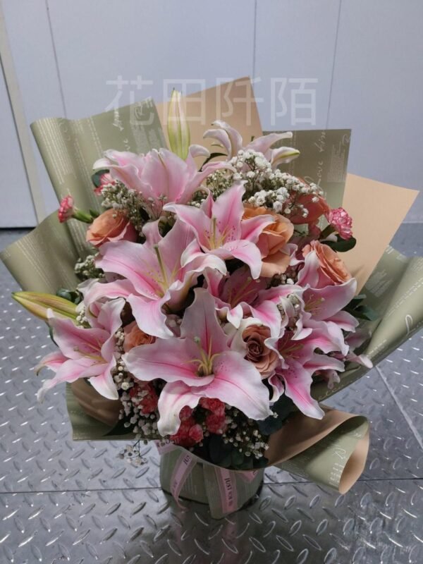 玫瑰百合花束