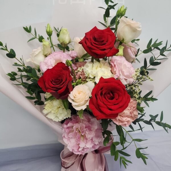 紅玫瑰洋桔梗花束