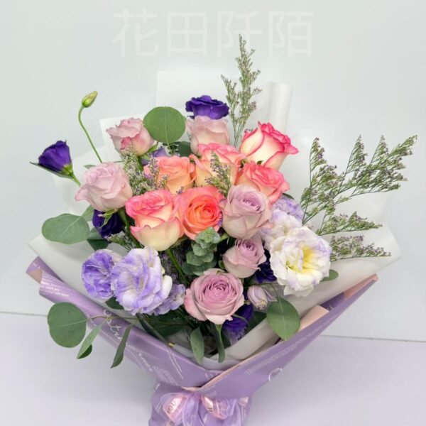 12枝玫瑰洋桔梗花束