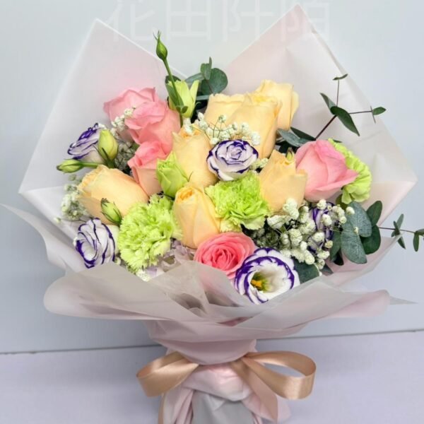 12枝粉香檳玫瑰花束