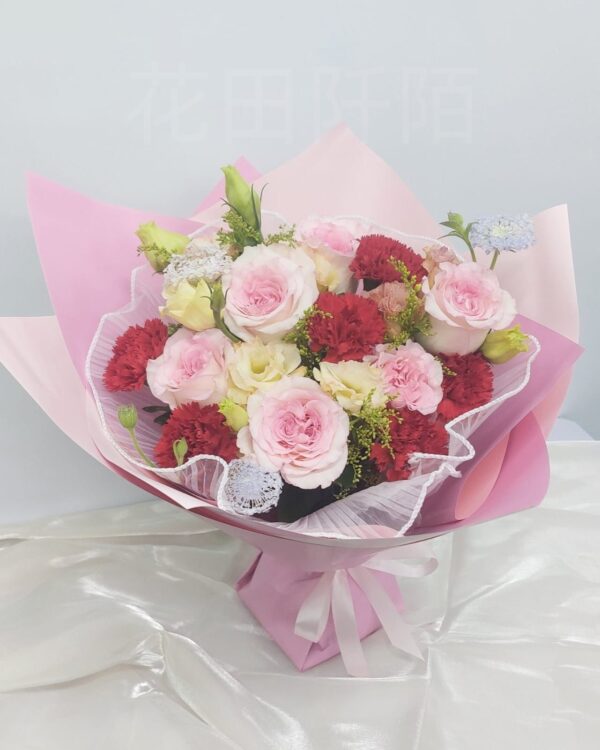 玫瑰康乃馨花束